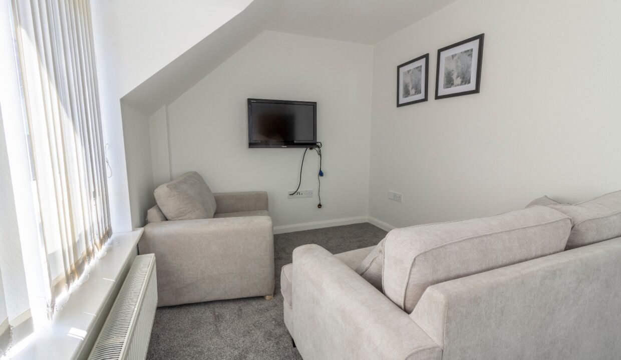 Bishop Grosseteste University Accommodation - Living Room 3