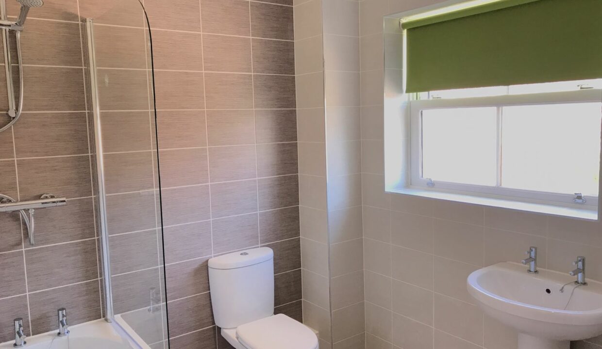 Bathroom - University of Lincoln Student Accommodation