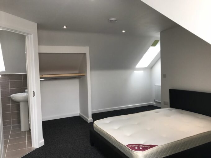 University Accommodation Lincoln - Double Bed