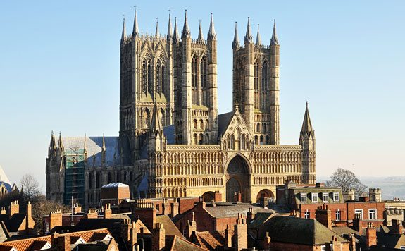 Things to do in lincoln - Cathedral-main-lincoln