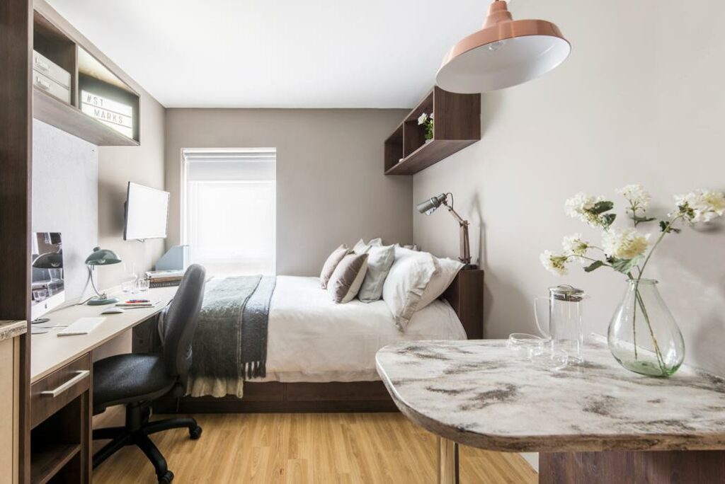 bedroom_001_img_sma_cac_nb_130516__1_.crop