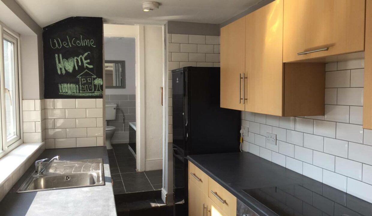 Student Kitchen - 74 Thes