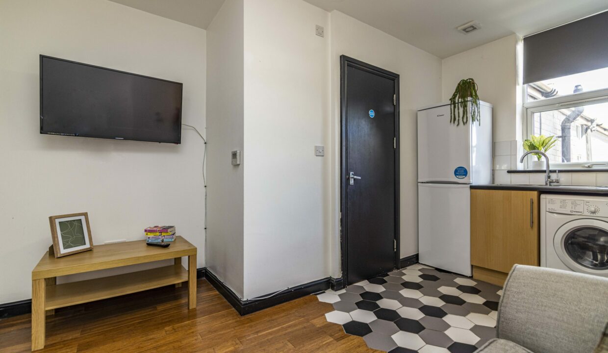 Flat6RaynerBuilding-9