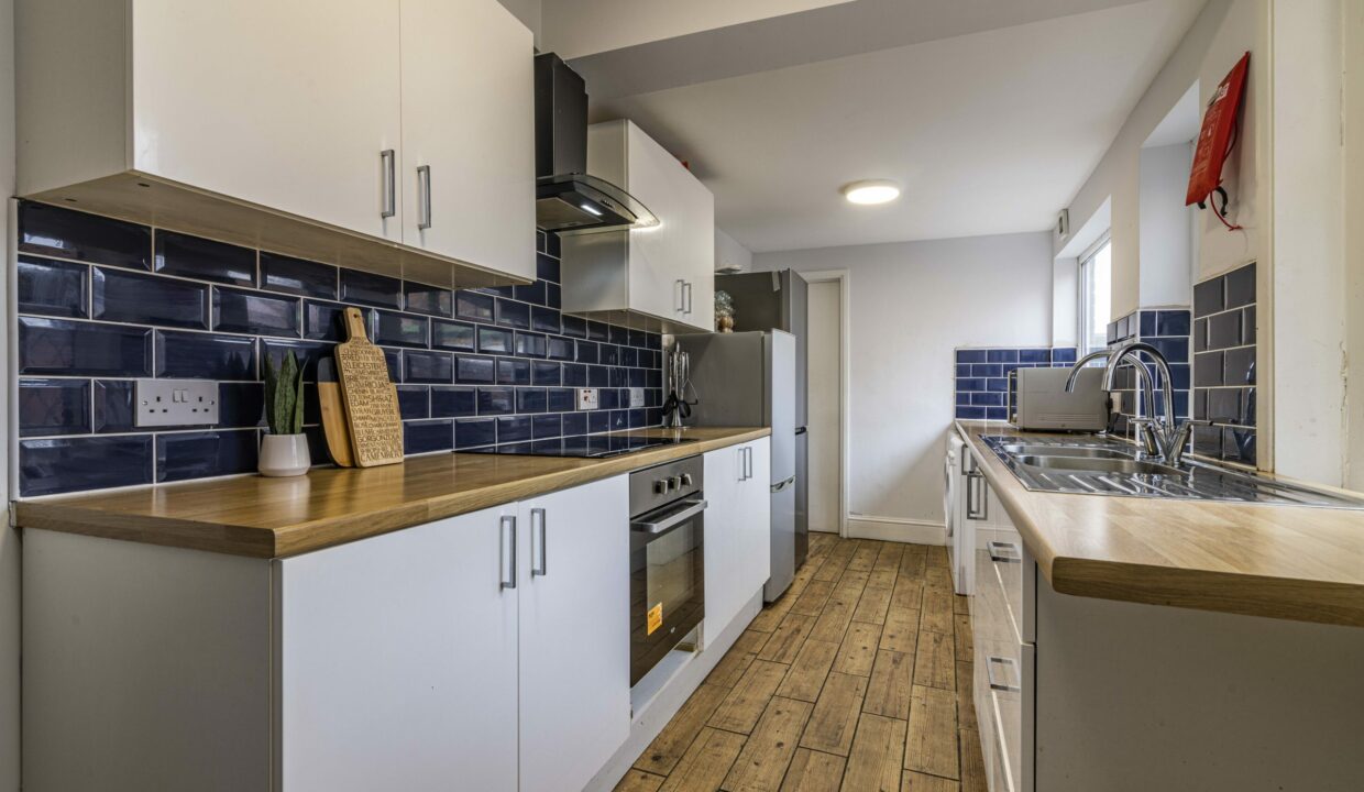 8RobeyCourt-13