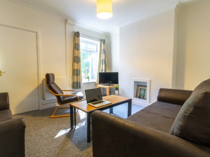 26 union road living room