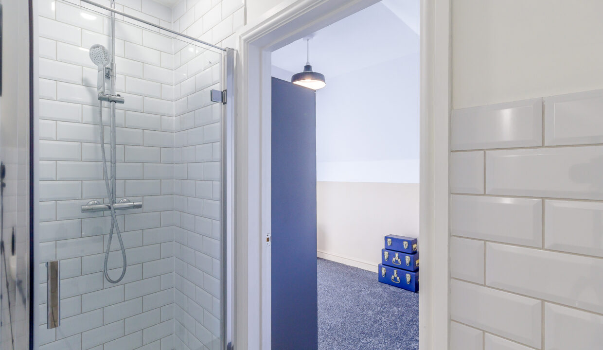 8435316-interior18-800