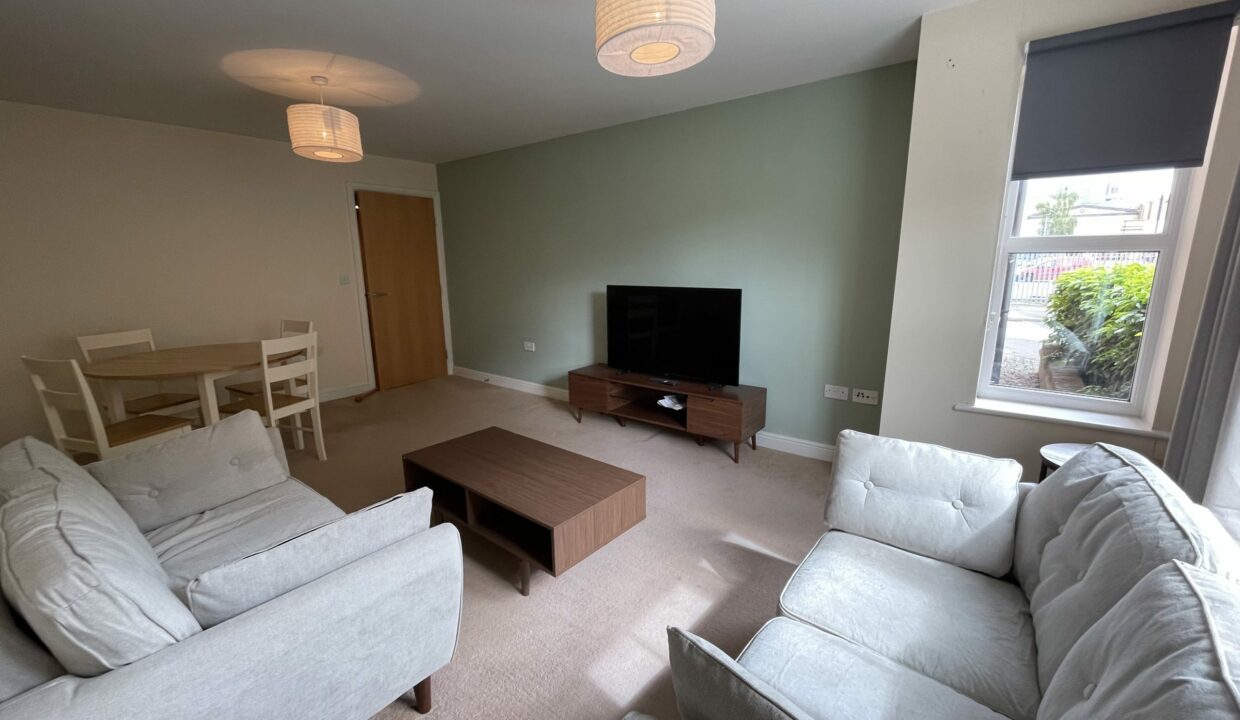 Livingroom2