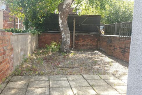 23-Severn-Street-garden-1