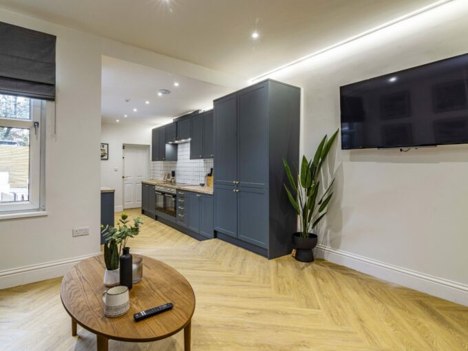 44PortlandRoad-19