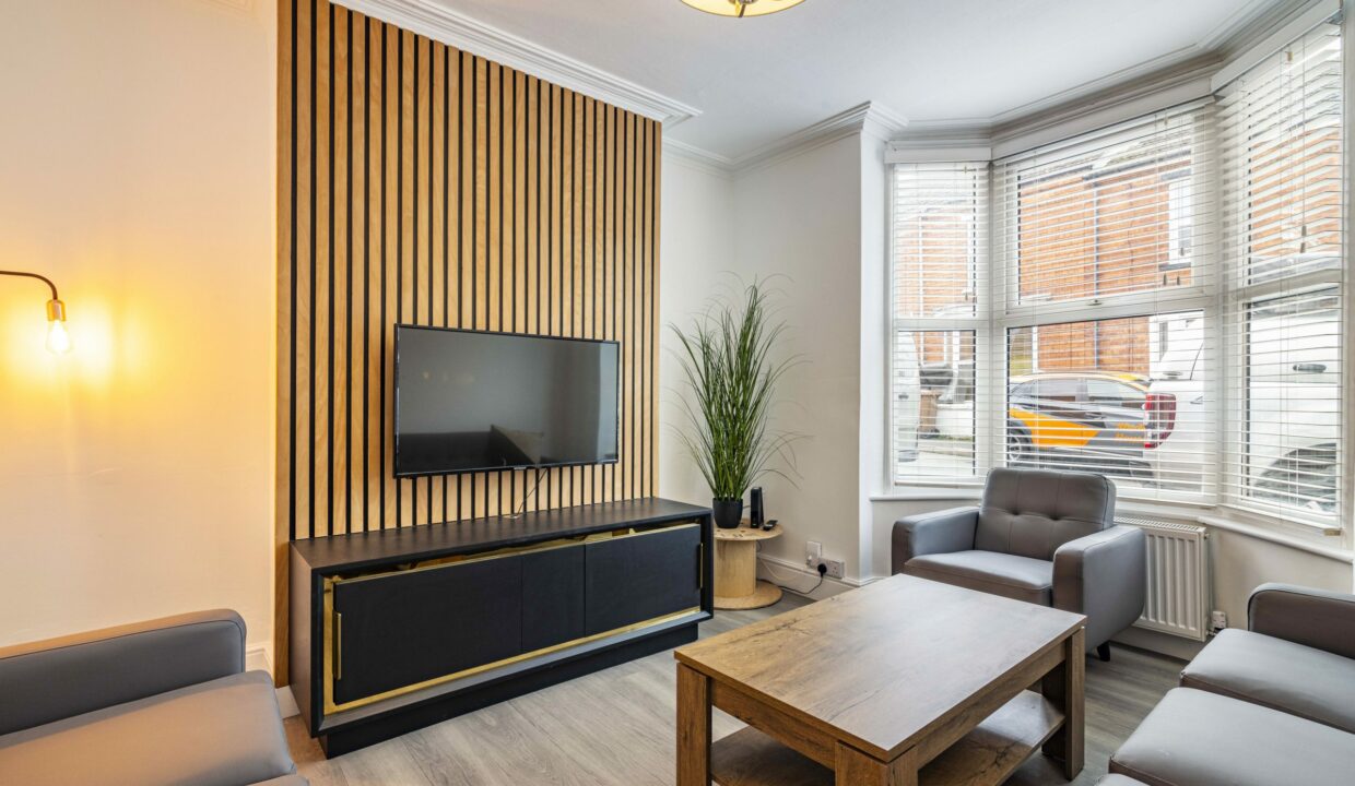 10SouthParade-11