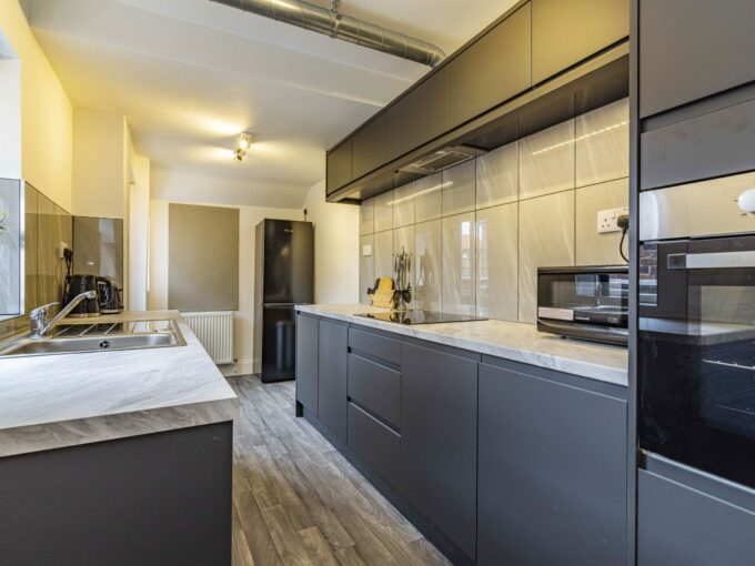10SouthParade-17