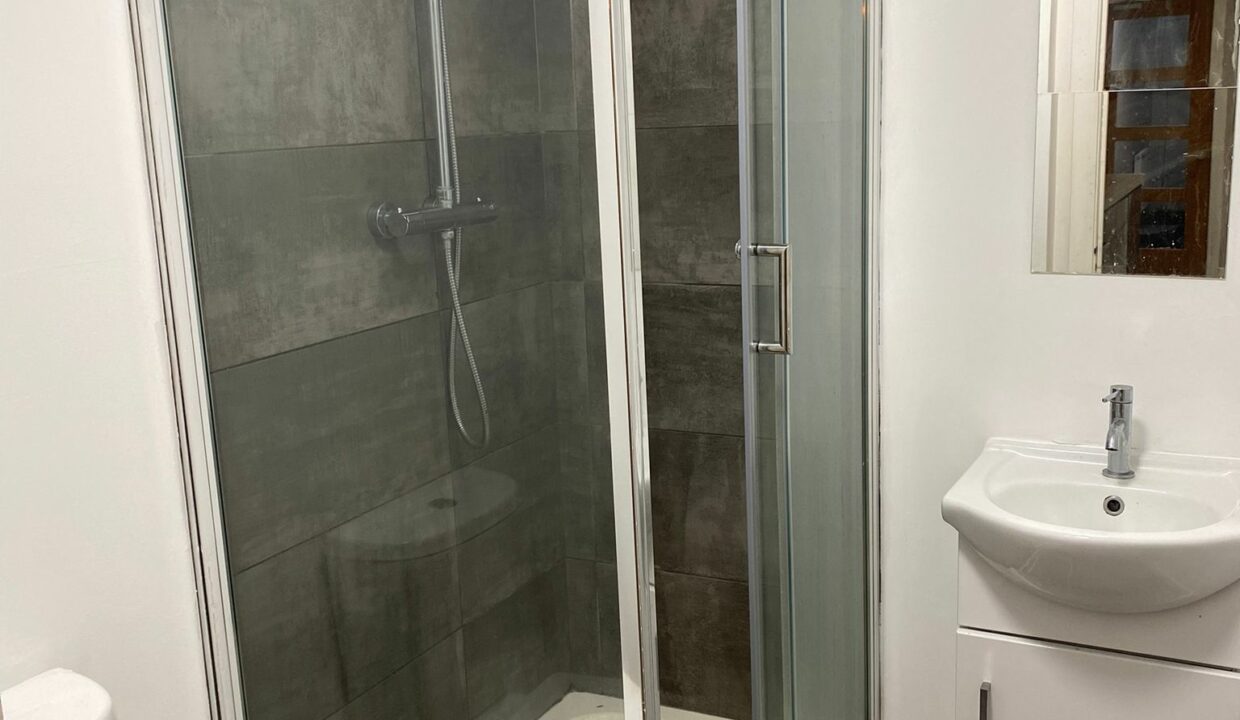Dunkirk Bathroom