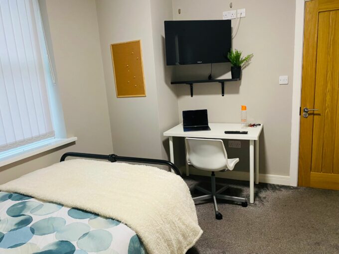 Dunkirk Bedroom 6