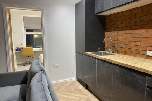 Flat 3 Lenton Blvd Kitchen 2
