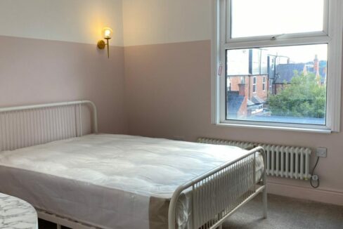 Flat 4, 7