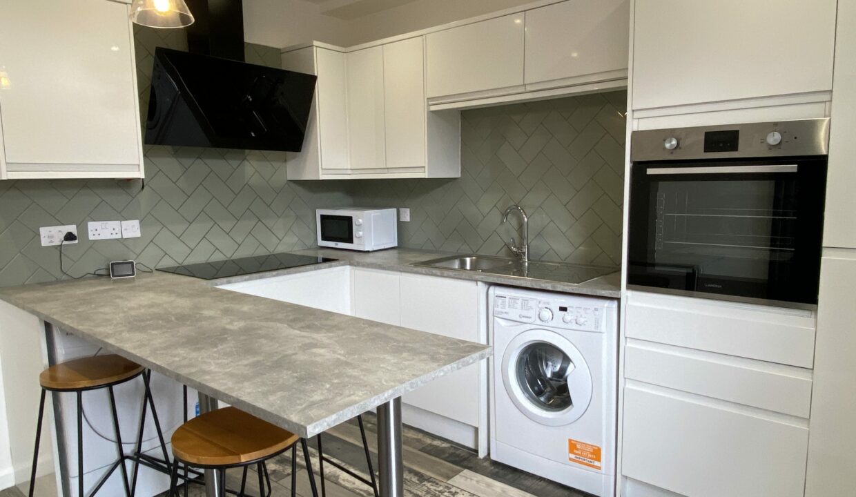 Kitchen 1