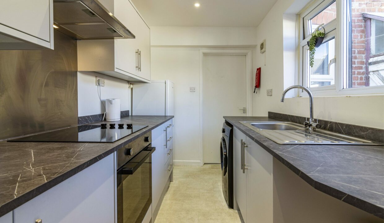 Kitchen 2