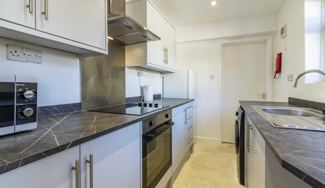 Kitchen 3