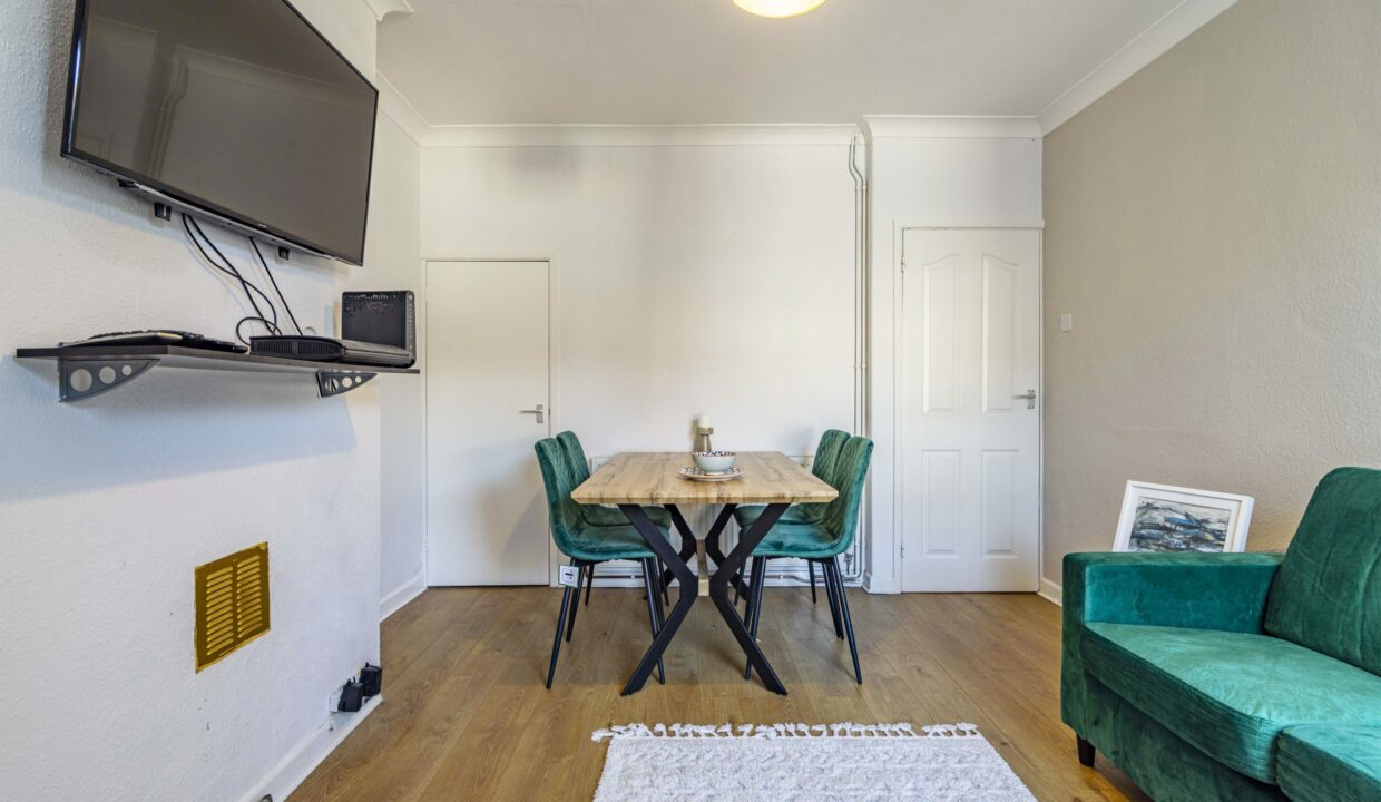 Living Room 3
