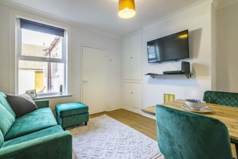 Living Room 4