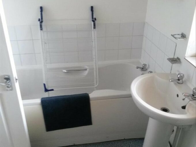 Bathroom 2
