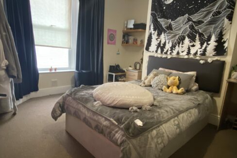 Bed 3