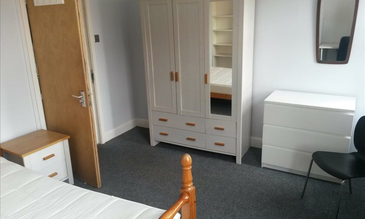 Bedroom 6
