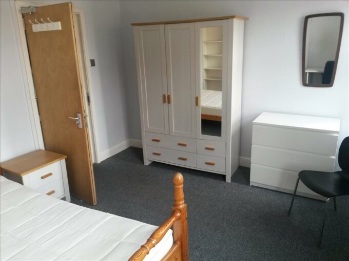 Bedroom 6