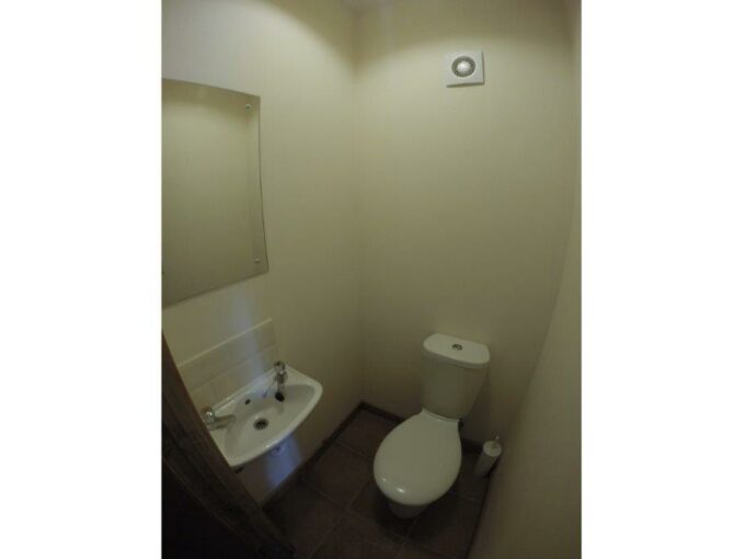 70BR07_Toilet_1st_Floor