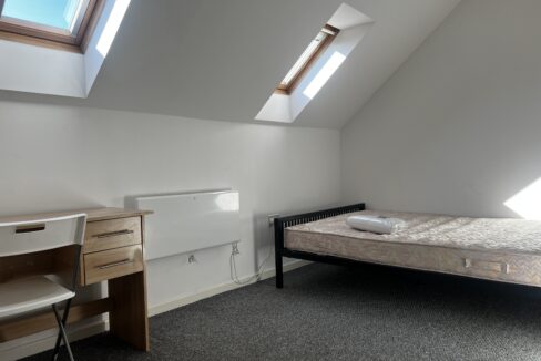 Bedroom Monks Road Student Accommodation