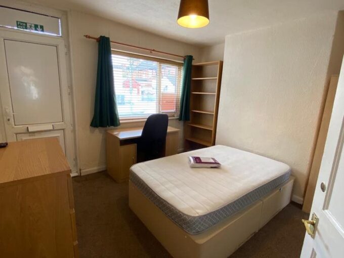 bed 4 23 1