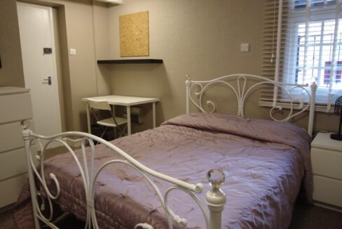 Bed 4