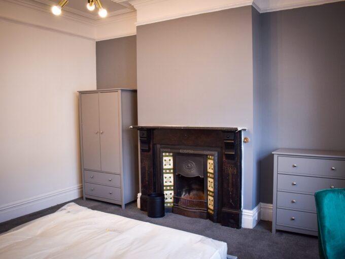 bed 1 3