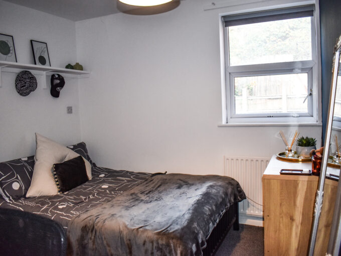 bed 3