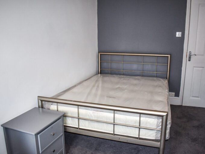 bed 4